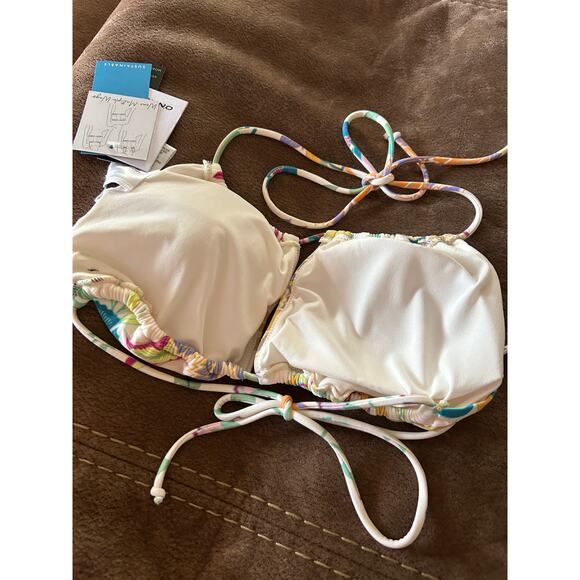 O'Neill Villa Floral Ventura Bikini Top - Size Large NWT - Picture 10 of 11